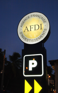 Panneau luminescent avec logo AFDI et Parking